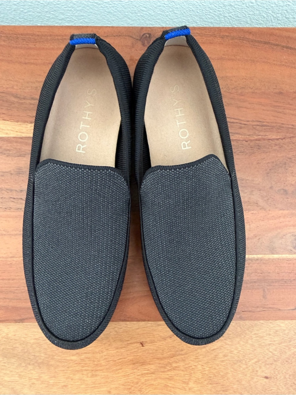 Rothy's Black Men's Slip-On Loafers with Blue Heel Tabs Size 7
